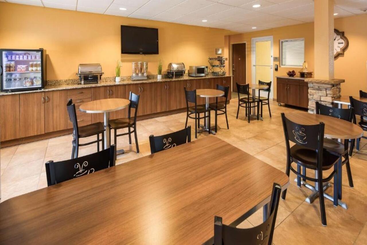 Surestay Plus Hotel By Best Western Keyser Exteriör bild