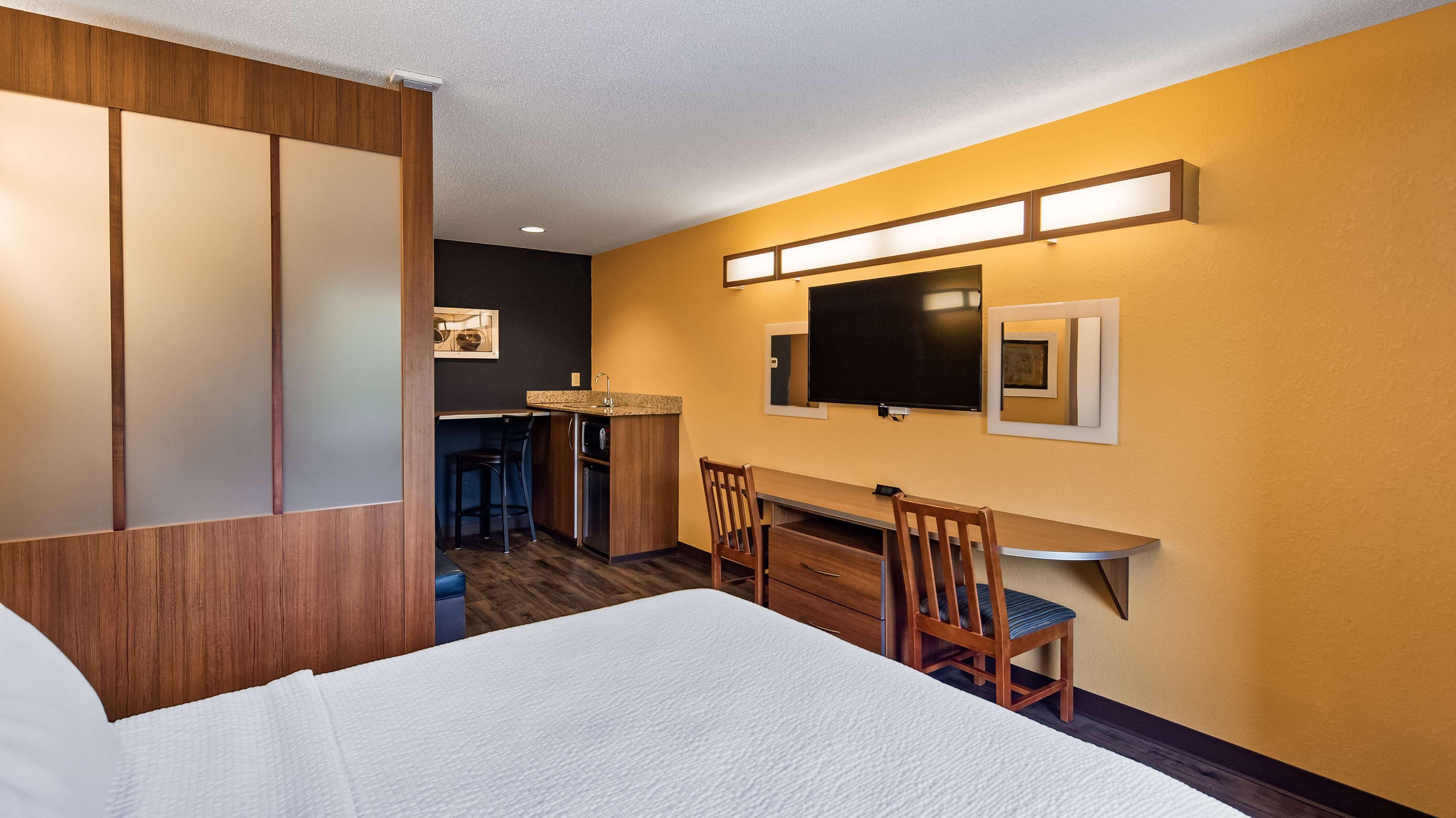Surestay Plus Hotel By Best Western Keyser Exteriör bild