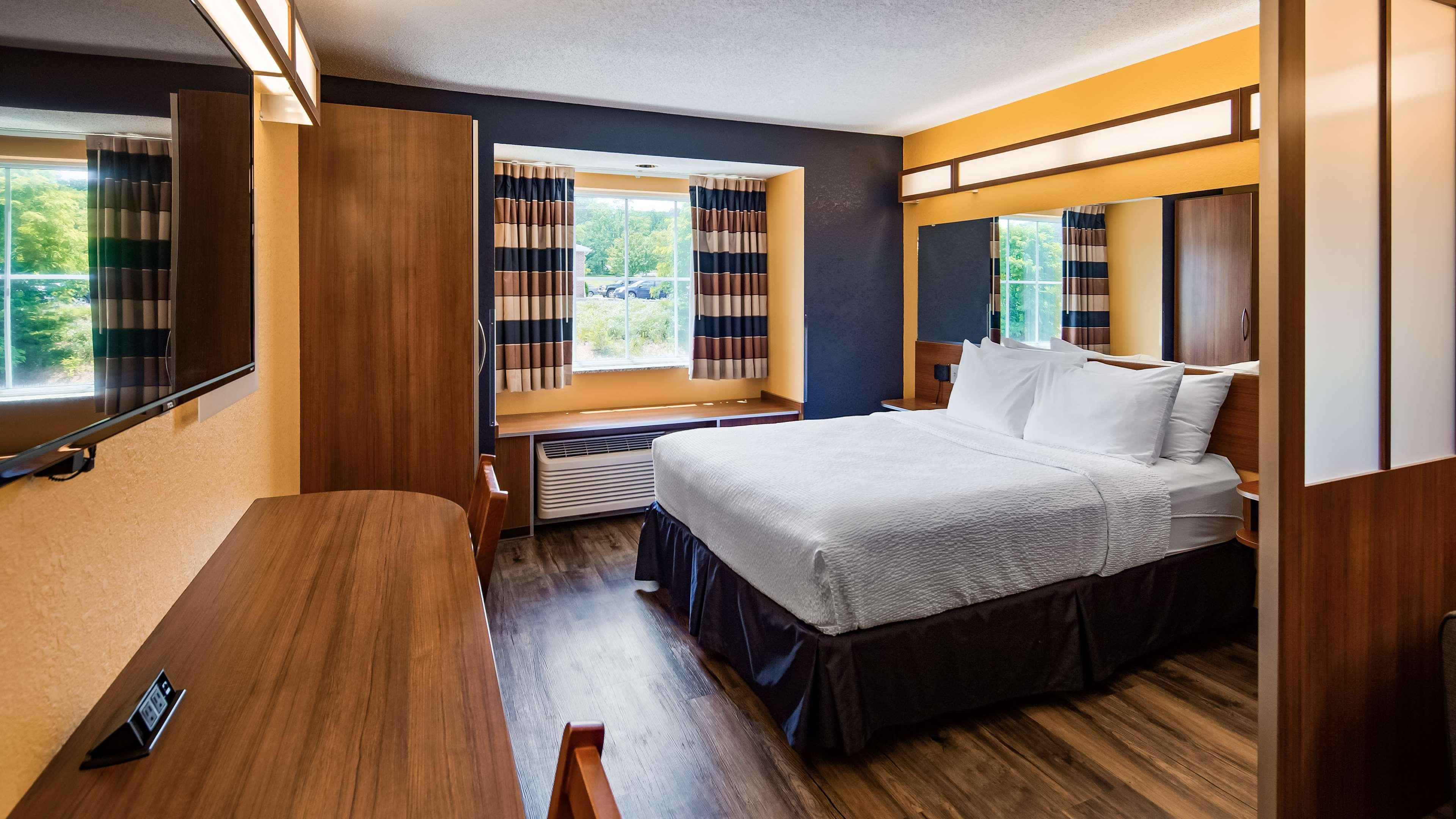 Surestay Plus Hotel By Best Western Keyser Exteriör bild
