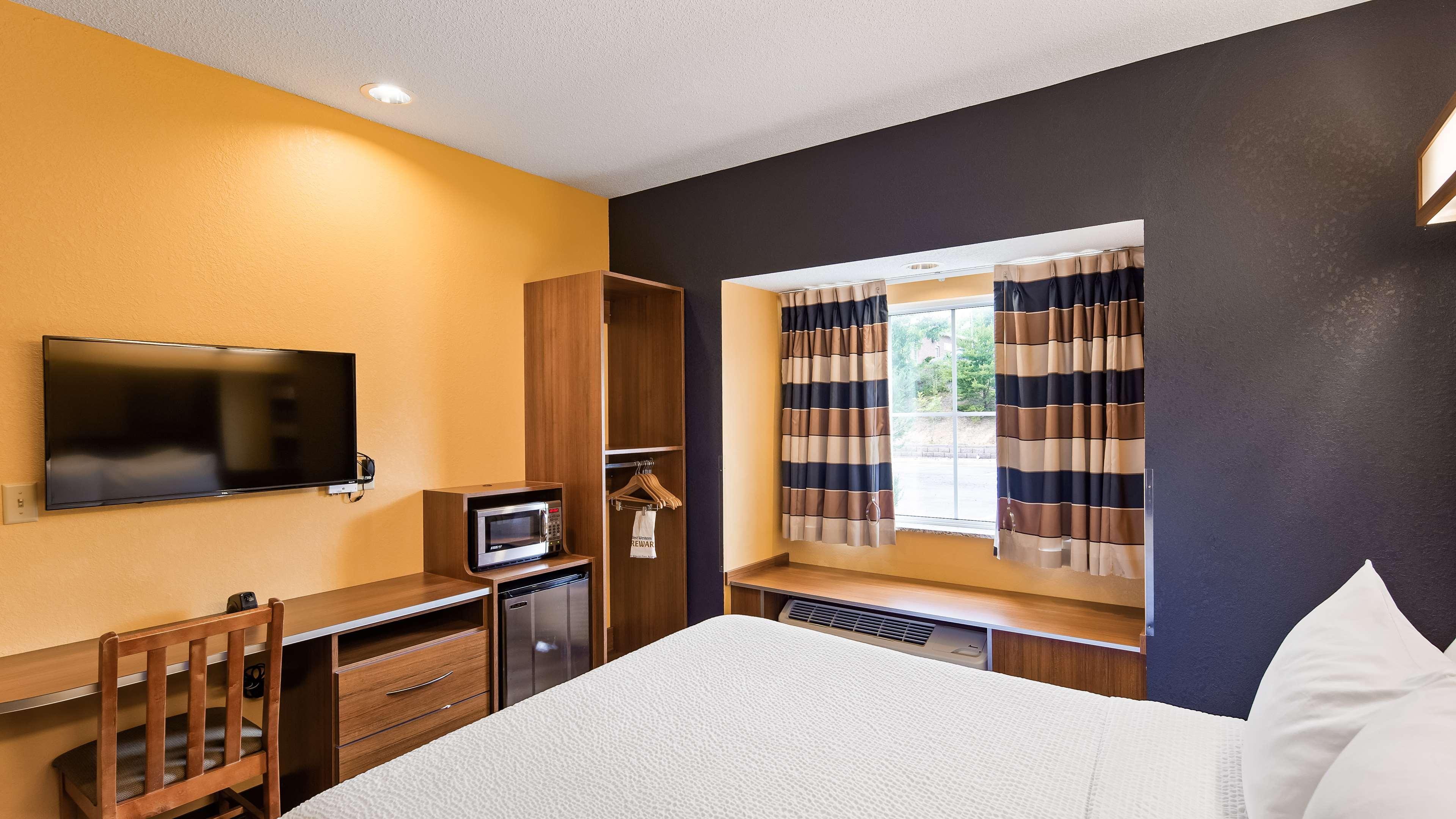 Surestay Plus Hotel By Best Western Keyser Exteriör bild