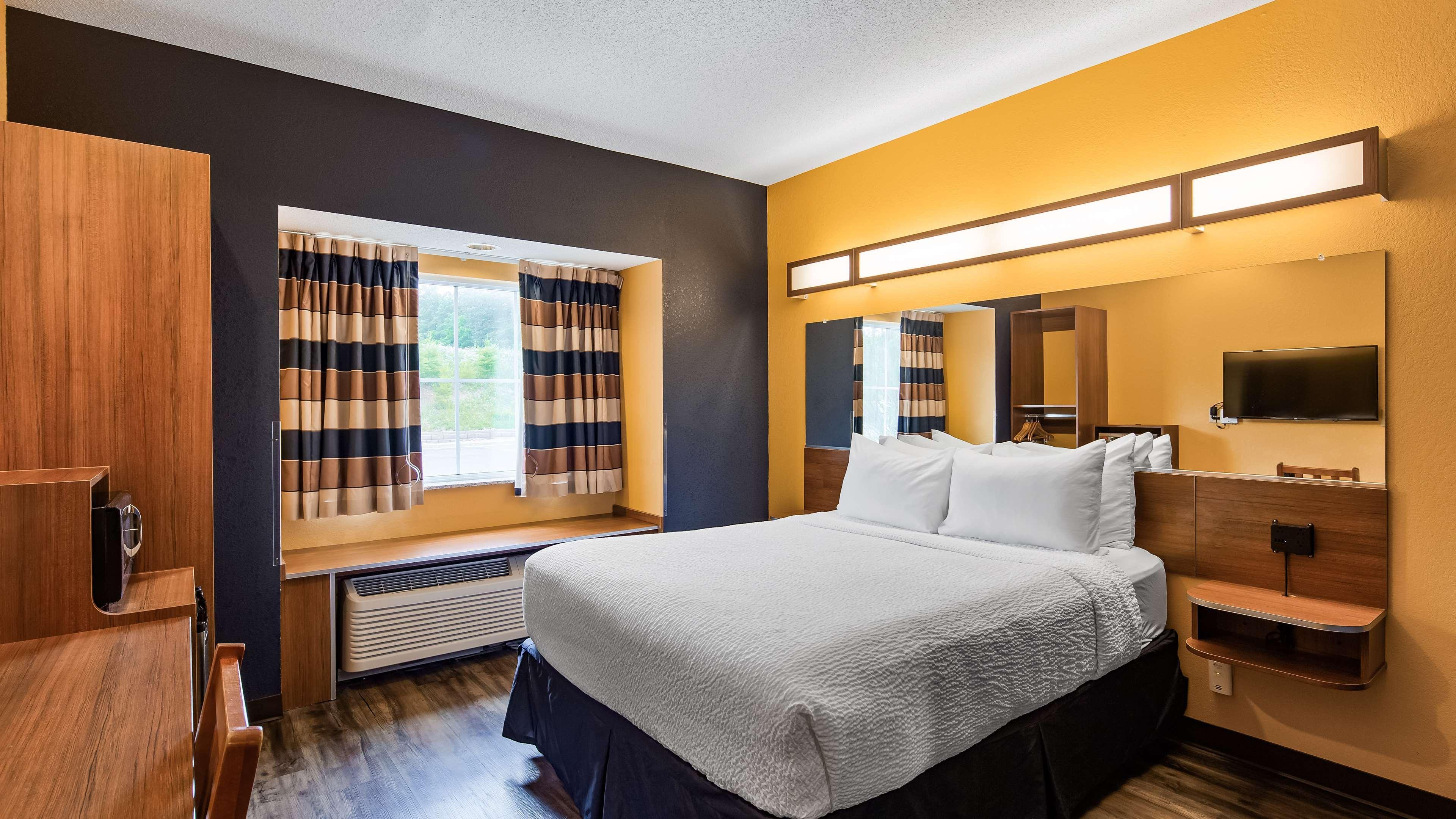 Surestay Plus Hotel By Best Western Keyser Exteriör bild