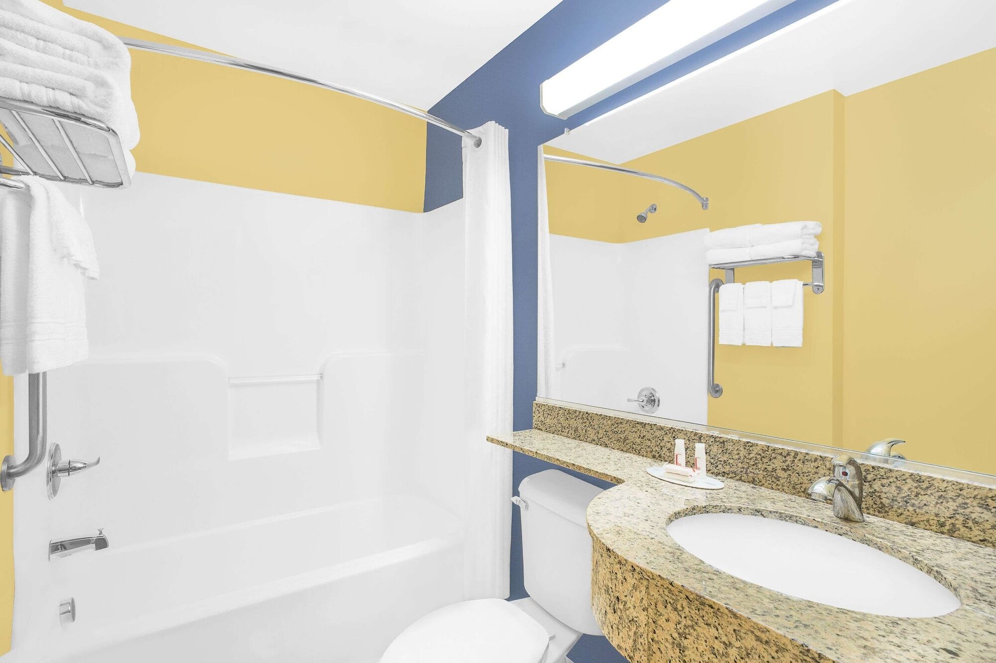Surestay Plus Hotel By Best Western Keyser Exteriör bild